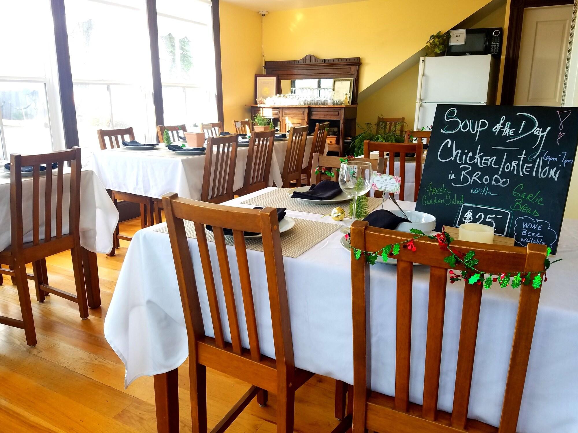 Captain'S Inn At Moss Landing Εξωτερικό φωτογραφία