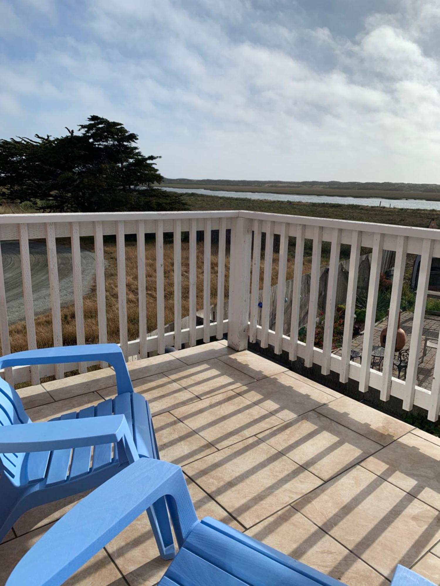 Captain'S Inn At Moss Landing Δωμάτιο φωτογραφία