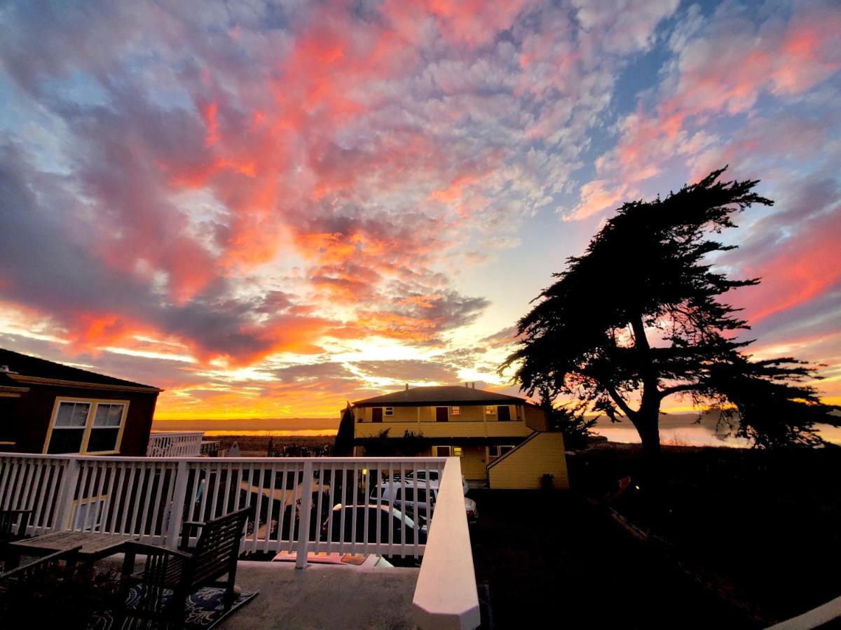 Captain'S Inn At Moss Landing Εξωτερικό φωτογραφία