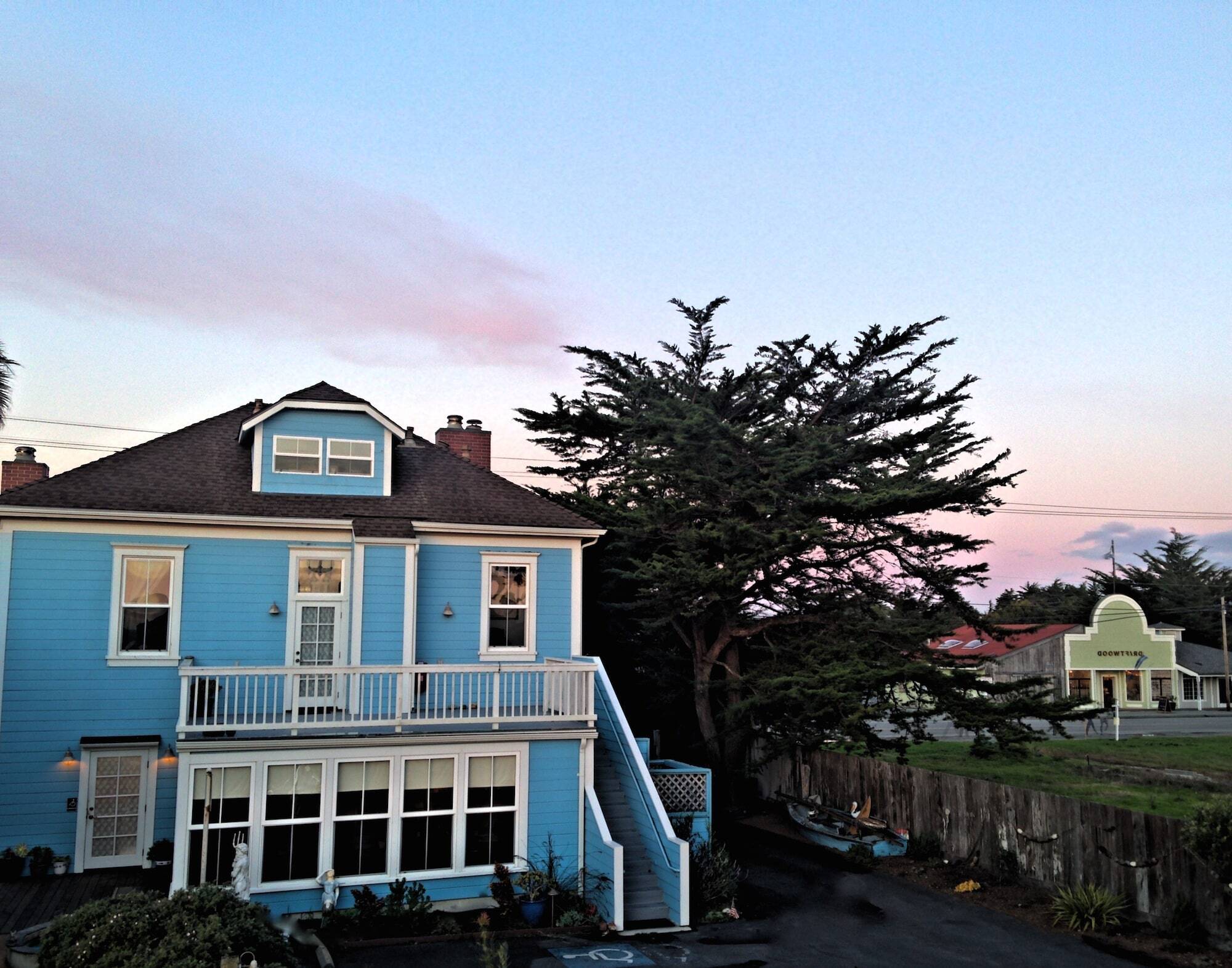 Captain'S Inn At Moss Landing Εξωτερικό φωτογραφία